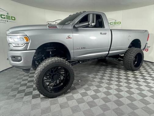 2022 RAM 3500 Big Horn Regular Cab 4x4 8' Box