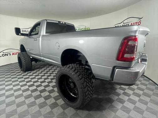 2022 RAM 3500 Big Horn Regular Cab 4x4 8' Box