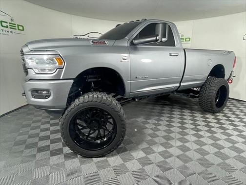 2022 RAM 3500 Big Horn Regular Cab 4x4 8' Box