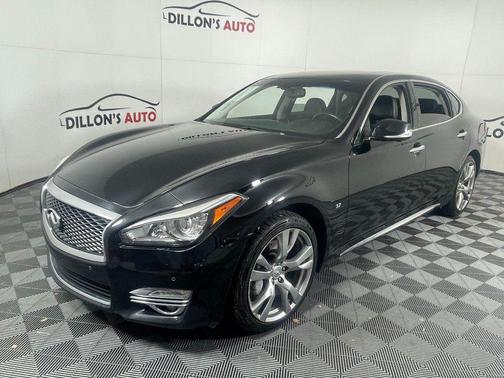 2017 INFINITI Q70L 3.7X