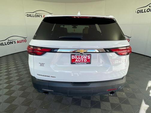 2022 Chevrolet Traverse LS