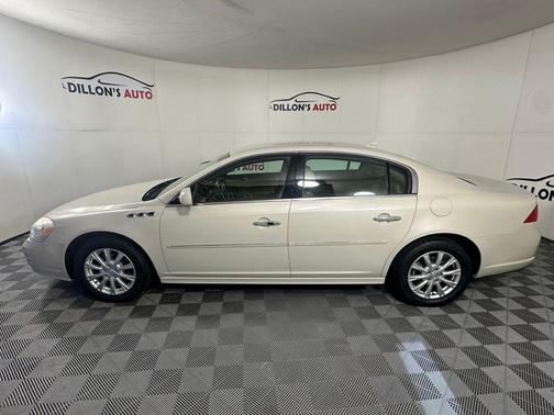 Sand Beige Metallic 2011 Buick Lucerne CXL