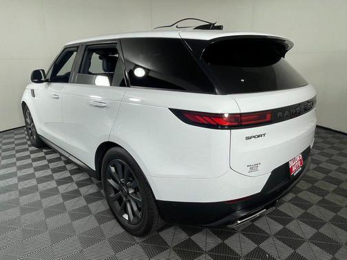 2023 Land Rover Range Rover Sport SE