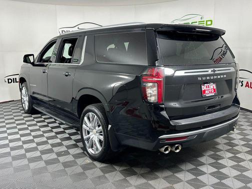 2023 Chevrolet Suburban 4WD High Country