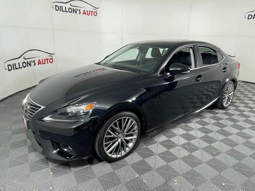 2016 Lexus IS 300 Base