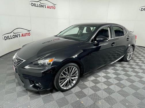 2016 Lexus IS 300 Base