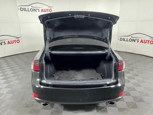 2016 Lexus IS 300 Base