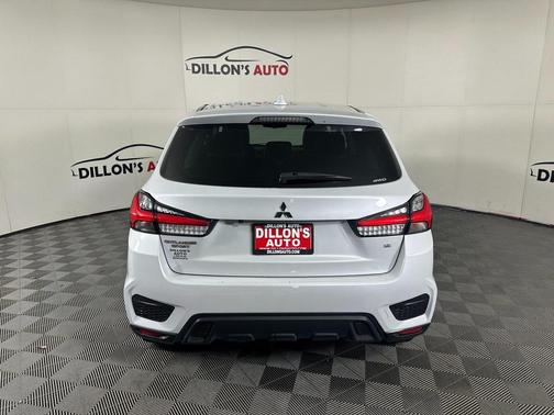 2024 Mitsubishi Outlander Sport SE