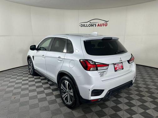 2024 Mitsubishi Outlander Sport SE