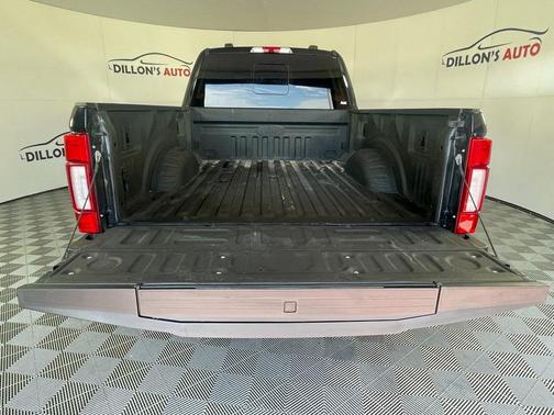 2022 Ford F-250 Platinum
