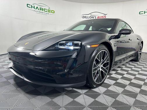 2021 Porsche Taycan Base