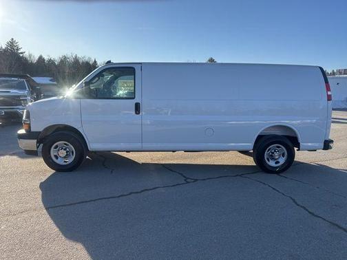 2025 Chevrolet Express 2500 Work Van