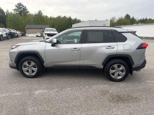 Silver Sky Metallic 2022 Toyota RAV4 Hybrid XLE