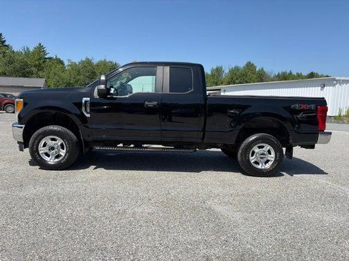 Shadow Black 2017 Ford F-250 XL