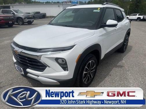 Summit White 2026 Chevrolet Trailblazer LT