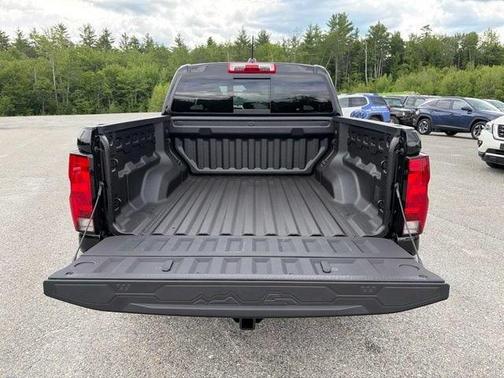 Black 2026 Chevrolet Colorado LT