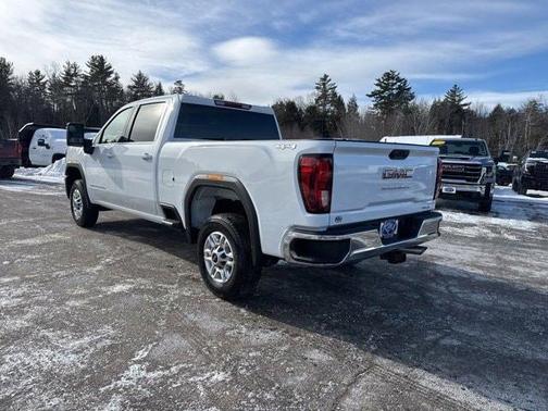 2026 GMC Sierra 2500 SLE