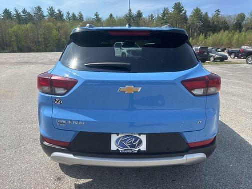 Fountain Blue 2024 Chevrolet Trailblazer LT