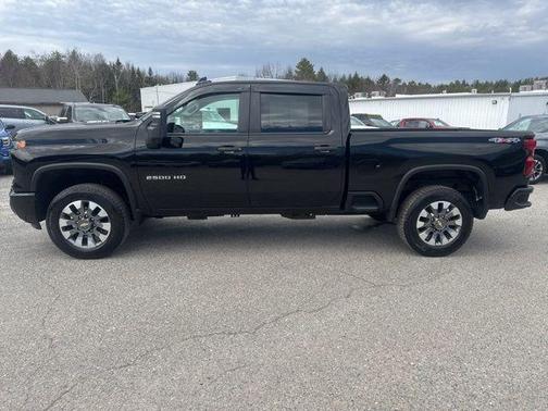 Black 2024 Chevrolet Silverado 2500 Custom
