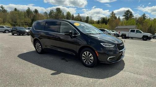 2024 Chrysler Pacifica Hybrid Select