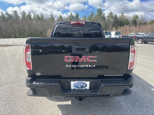 Onyx Black 2022 GMC Canyon Denali
