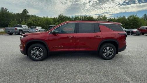 Radiant Red 2025 Chevrolet Traverse LT