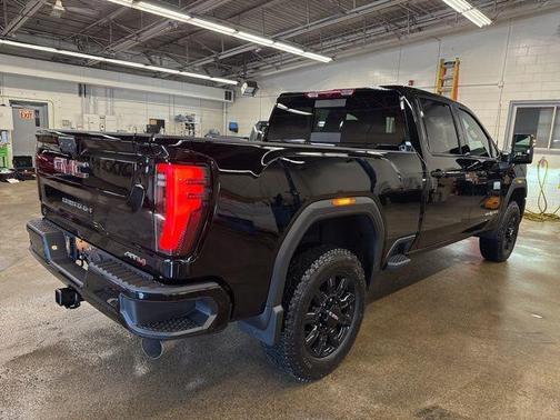 Onyx Black 2026 GMC Sierra 2500 AT4
