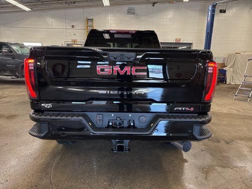 Onyx Black 2026 GMC Sierra 2500 AT4
