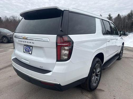 2022 Chevrolet Suburban LT