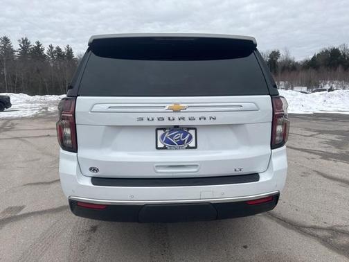 2022 Chevrolet Suburban LT