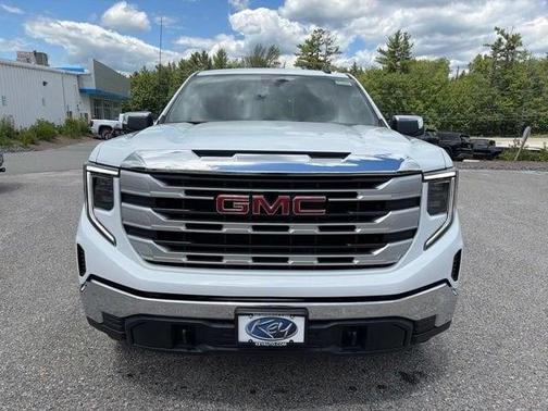 Summit White 2026 GMC Sierra 1500 SLE