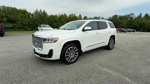 2022 GMC Acadia Denali