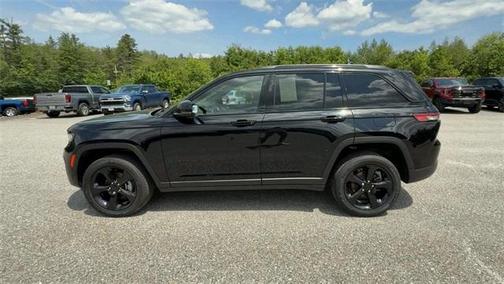 2023 Jeep Grand Cherokee Altitude