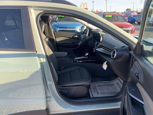 Green 2026 Chevrolet Trax ACTIV