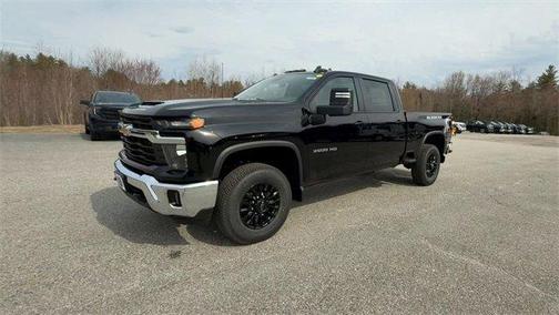 2025 Chevrolet Silverado 3500 LT