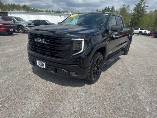 Onyx Black 2024 GMC Sierra 1500 Elevation