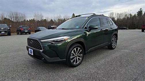 2024 Toyota Corolla Cross XLE