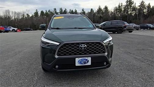 2024 Toyota Corolla Cross XLE