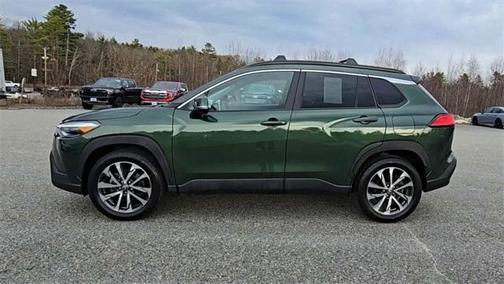 2024 Toyota Corolla Cross XLE