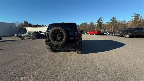 2025 GMC HUMMER EV SUV 2X