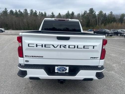 Summit White 2026 Chevrolet Silverado 1500 RST