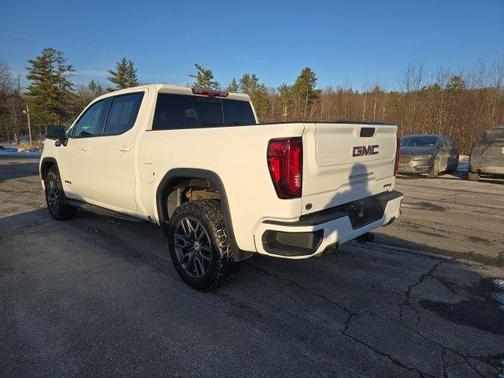 2022 GMC Sierra 1500 Limited AT4