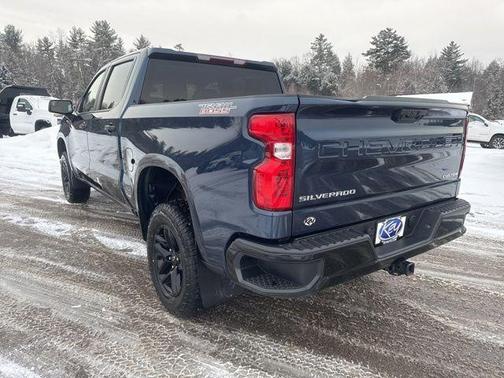 2022 Chevrolet Silverado 1500 Custom Trail Boss
