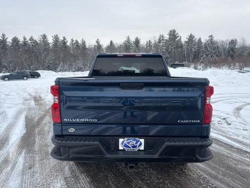 2022 Chevrolet Silverado 1500 Custom Trail Boss