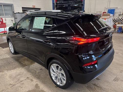 2023 Chevrolet Bolt EUV LT