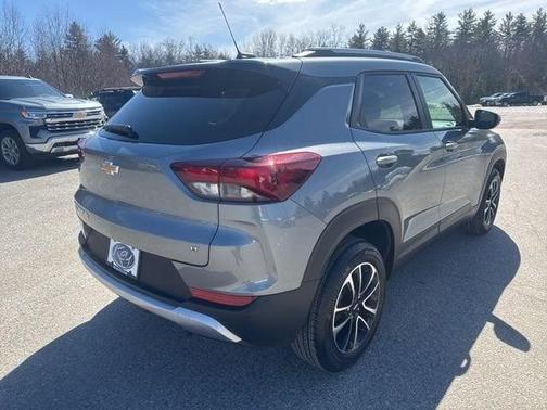 Sterling Gray Metallic 2026 Chevrolet Trailblazer LT