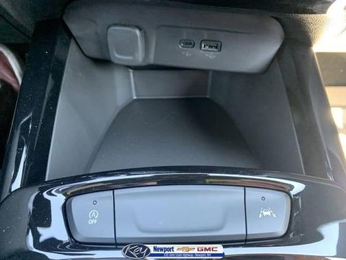 Sterling Gray Metallic 2026 Chevrolet Trax 2RS