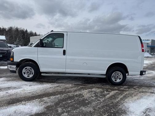 2024 GMC Savana 2500 Work Van