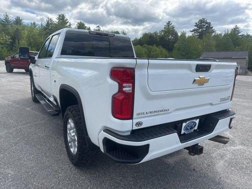 Summit White 2023 Chevrolet Silverado 2500 High Country