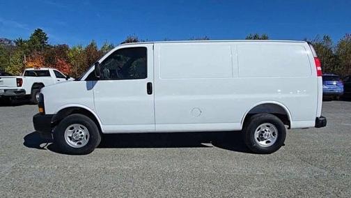 Summit White 2025 Chevrolet Express 2500 Work Van